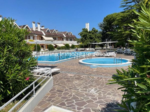 appartamento in vendita a Jesolo in zona Lido