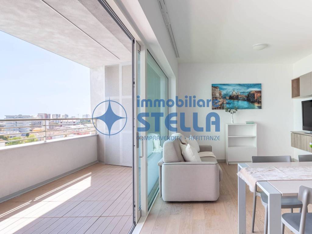 appartamento in vendita a Jesolo in zona Lido