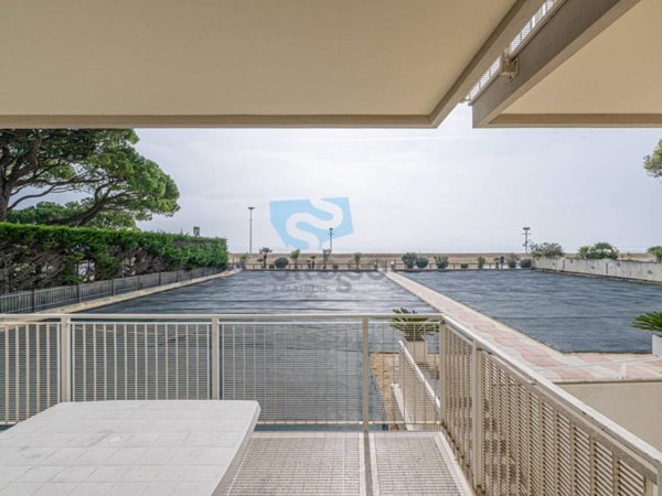 appartamento in vendita a Jesolo in zona Lido