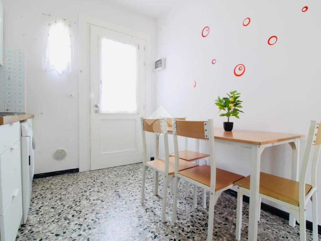 appartamento in vendita a Jesolo in zona Lido