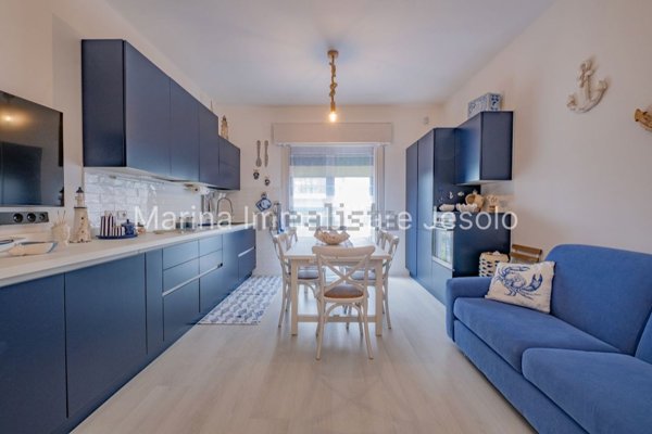 appartamento in vendita a Jesolo in zona Lido