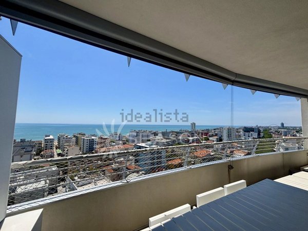 appartamento in vendita a Jesolo in zona Lido