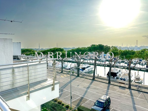 appartamento in vendita a Jesolo in zona Ca' Costantini/Ca' Crema