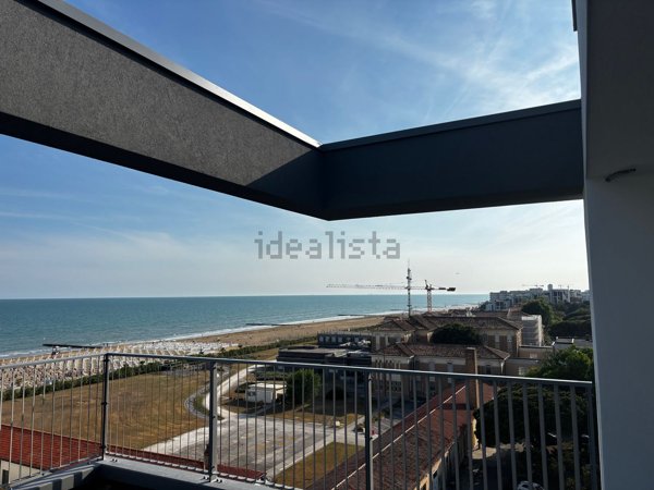 appartamento in vendita a Jesolo in zona Lido