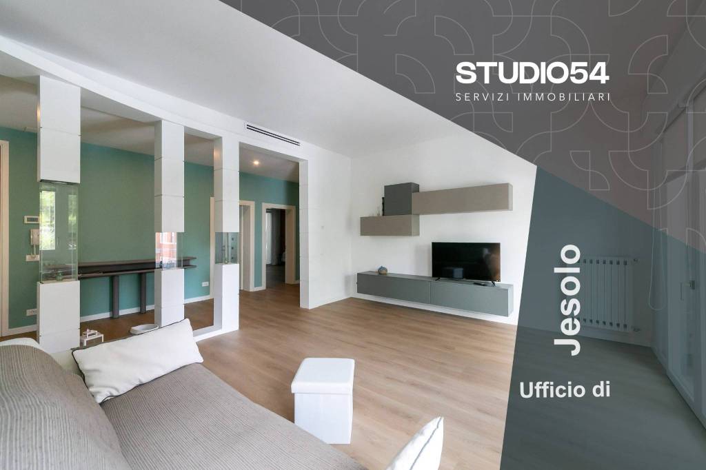 appartamento in vendita a Jesolo in zona Lido