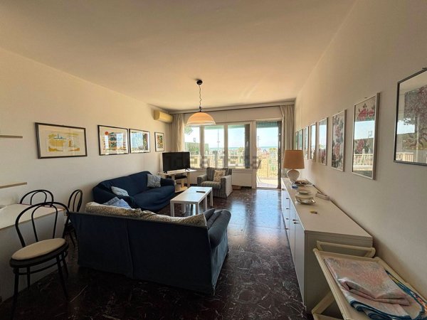 appartamento in vendita a Jesolo in zona Lido