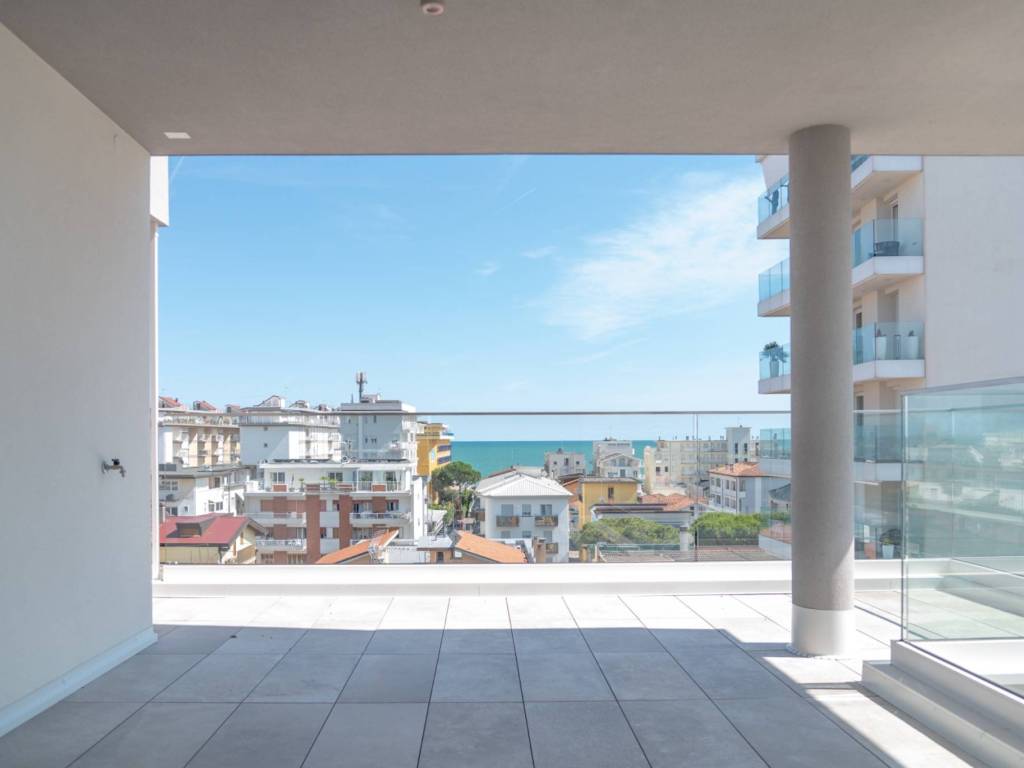 appartamento in vendita a Jesolo in zona Lido