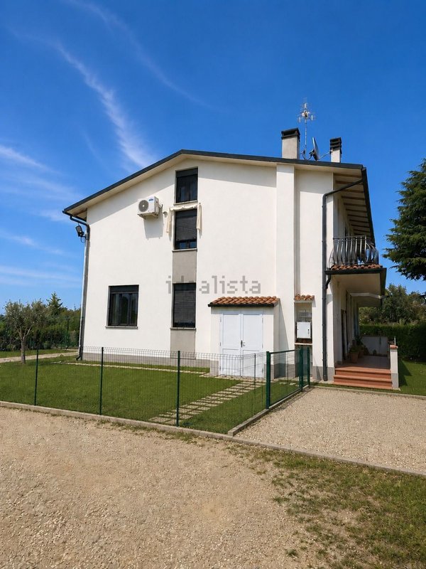 appartamento in vendita a Jesolo in zona Porte del Cavallino