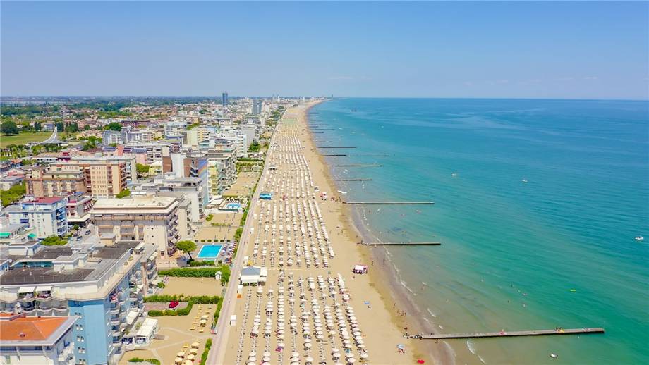 casa indipendente in vendita a Jesolo in zona Cason Fornaci