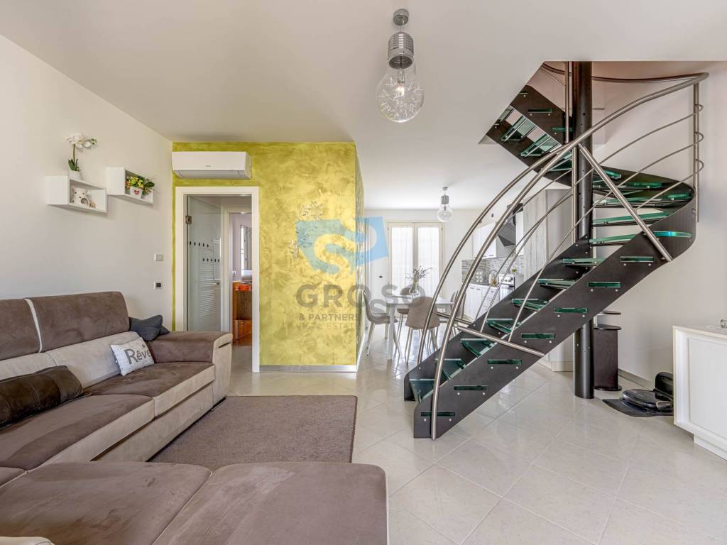 appartamento in vendita a Jesolo in zona Lido