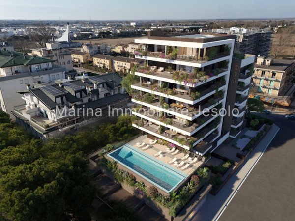 appartamento in vendita a Jesolo in zona Lido