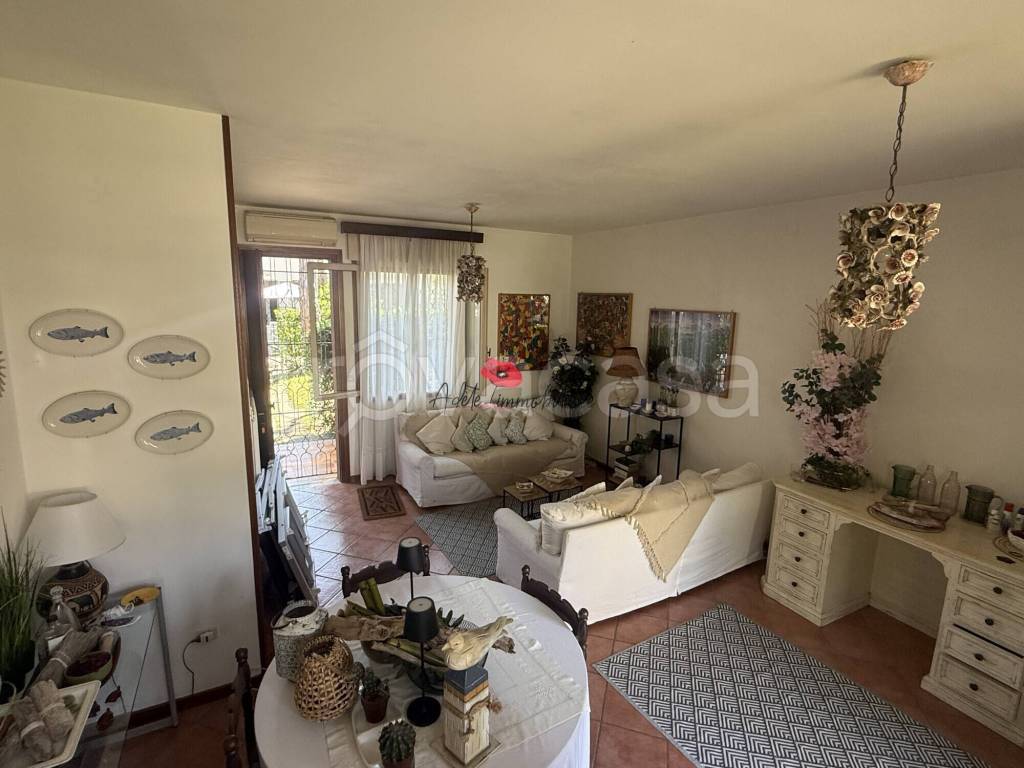 casa indipendente in vendita a Jesolo