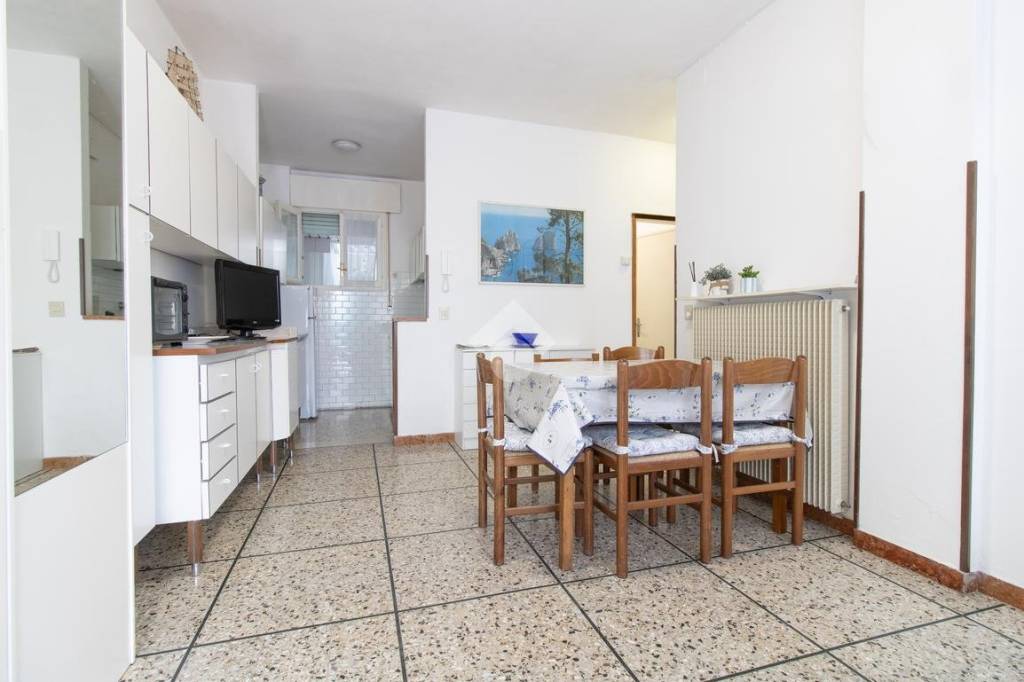 appartamento in vendita a Jesolo in zona Lido
