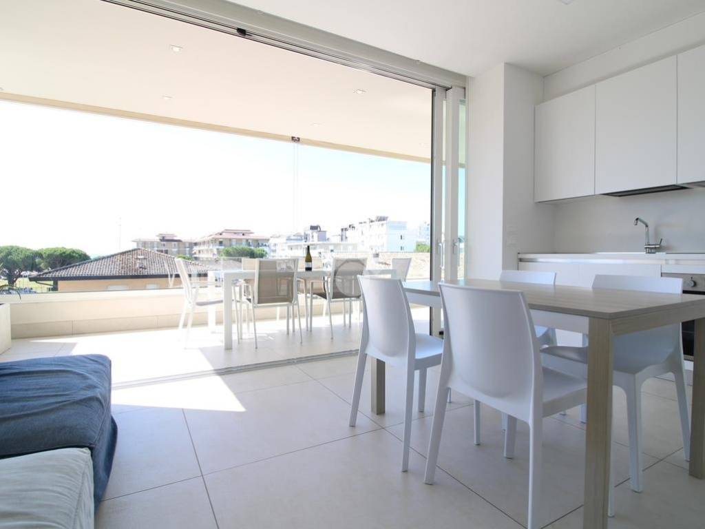 appartamento in vendita a Jesolo in zona Lido