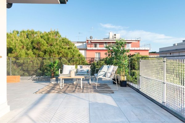 appartamento in vendita a Jesolo in zona Lido