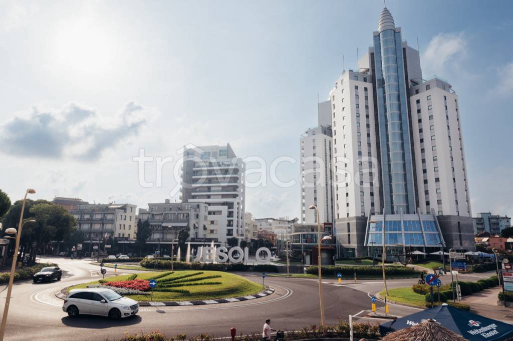 appartamento in vendita a Jesolo in zona Lido