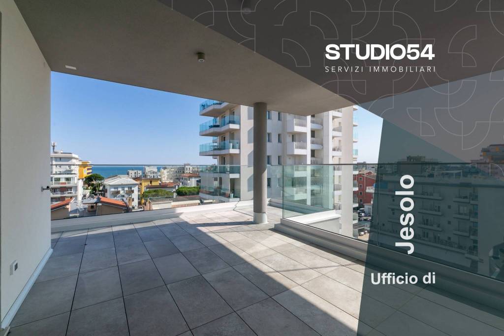 appartamento in vendita a Jesolo in zona Lido