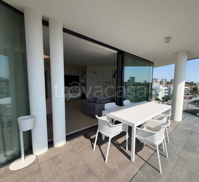 appartamento in vendita a Jesolo in zona Lido