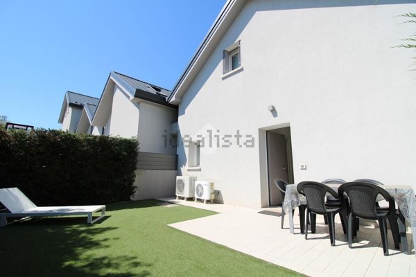 appartamento in vendita a Jesolo in zona Lido