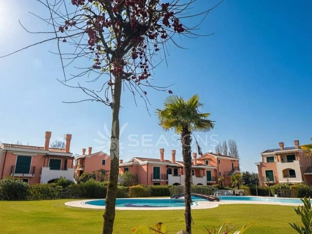 appartamento in vendita a Jesolo in zona Lido
