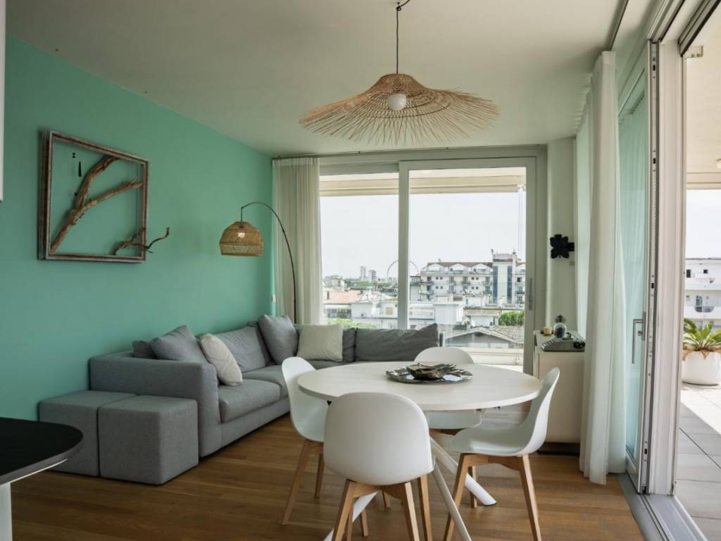 appartamento in vendita a Jesolo in zona Lido