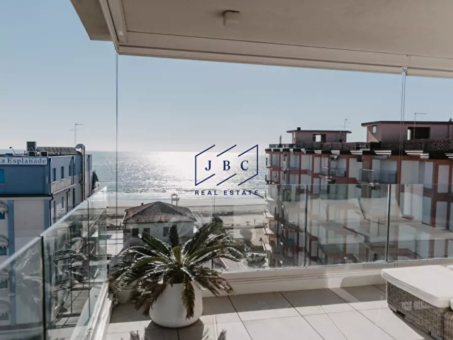 appartamento in vendita a Jesolo in zona Lido