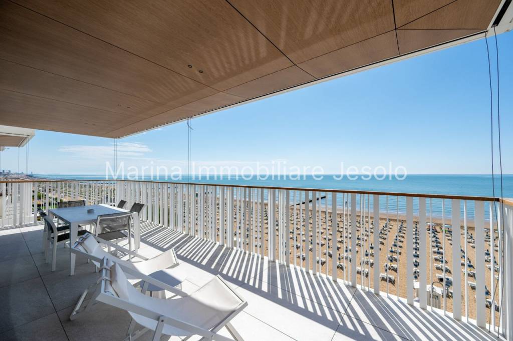 appartamento in vendita a Jesolo in zona Lido