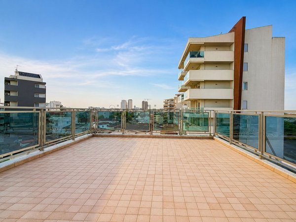 appartamento in vendita a Jesolo in zona Lido