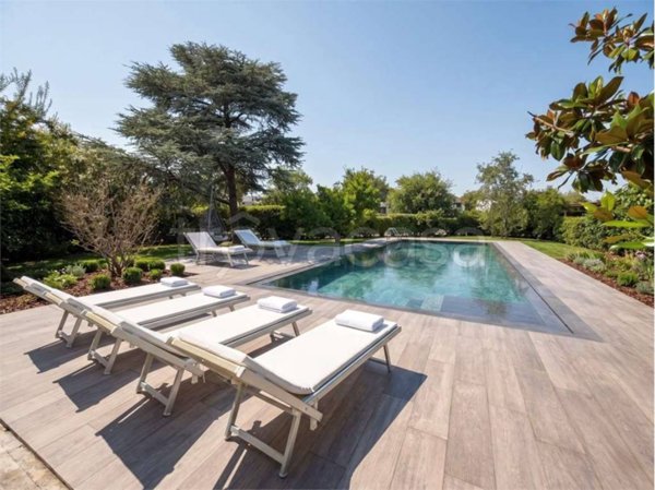 casa indipendente in vendita a Jesolo