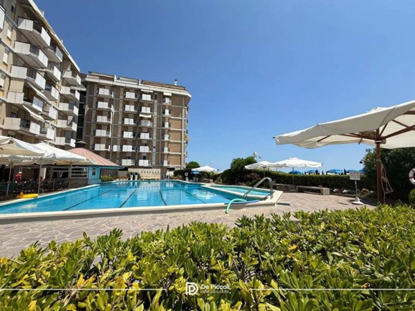 appartamento in vendita a Jesolo in zona Lido