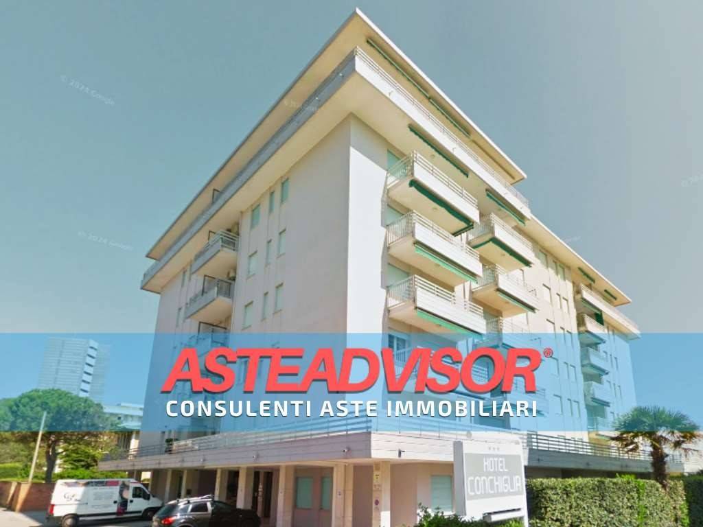 appartamento in vendita a Jesolo in zona Lido