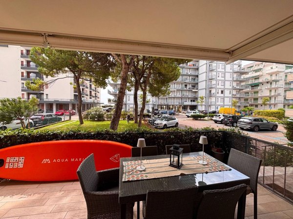 appartamento in vendita a Jesolo in zona Lido
