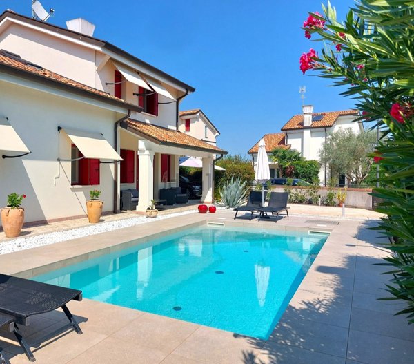 casa indipendente in vendita a Jesolo in zona Cason Fornaci