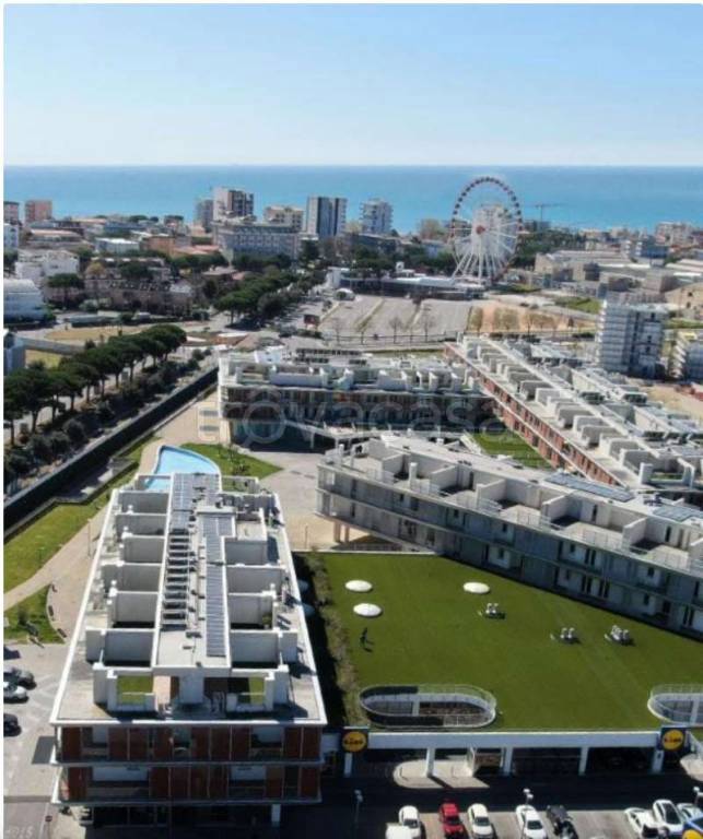 appartamento in vendita a Jesolo in zona Lido