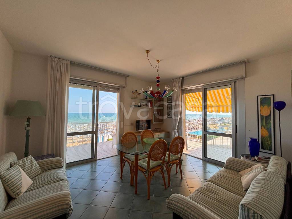 appartamento in vendita a Jesolo in zona Lido