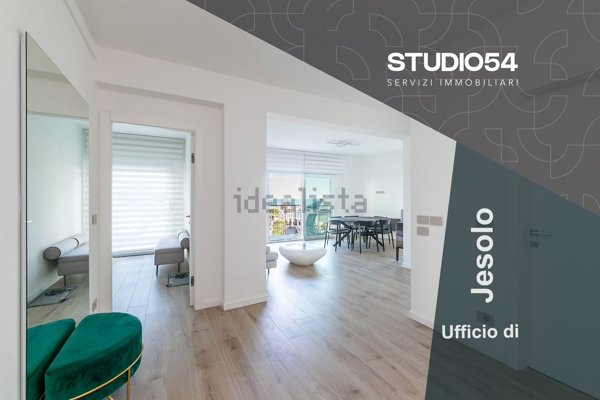 appartamento in vendita a Jesolo in zona Lido