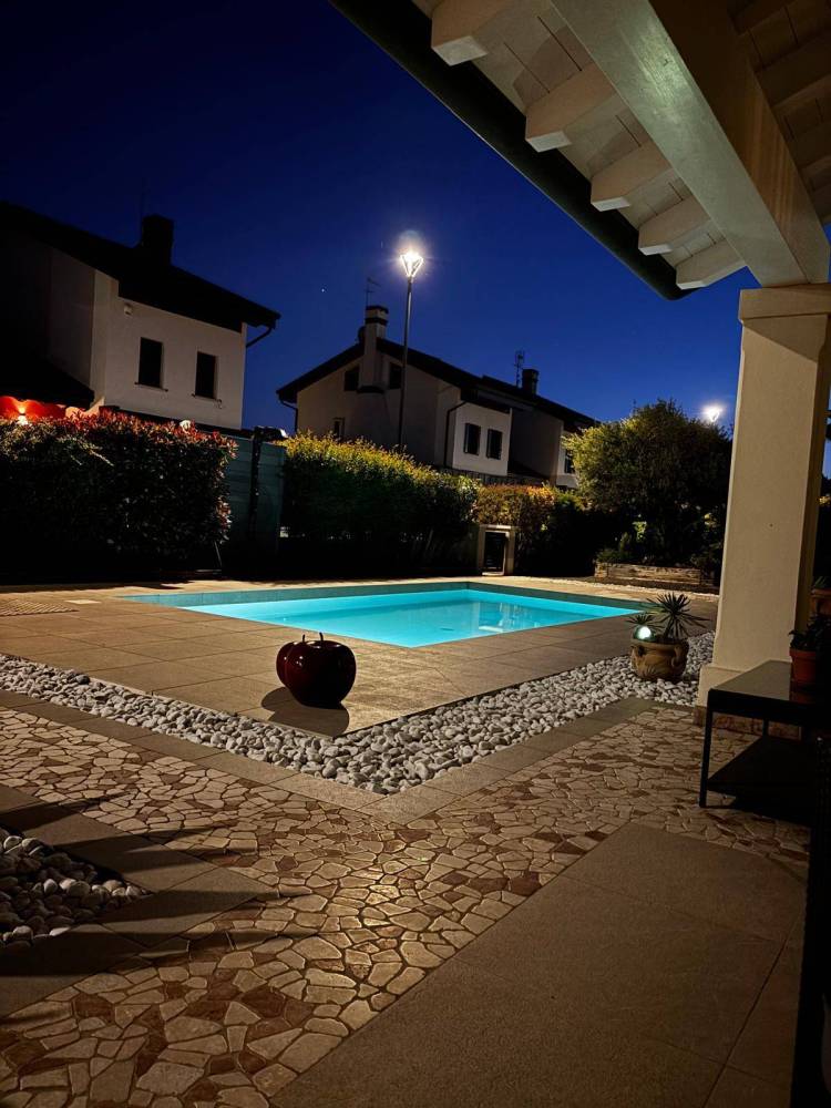 casa indipendente in vendita a Jesolo in zona Cason Fornaci
