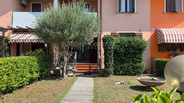 casa indipendente in vendita a Jesolo in zona Cason Fornaci