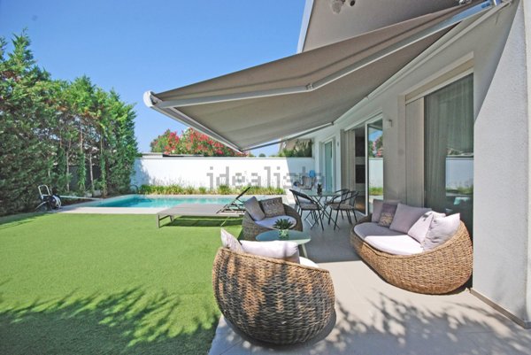 casa indipendente in vendita a Jesolo in zona Lido