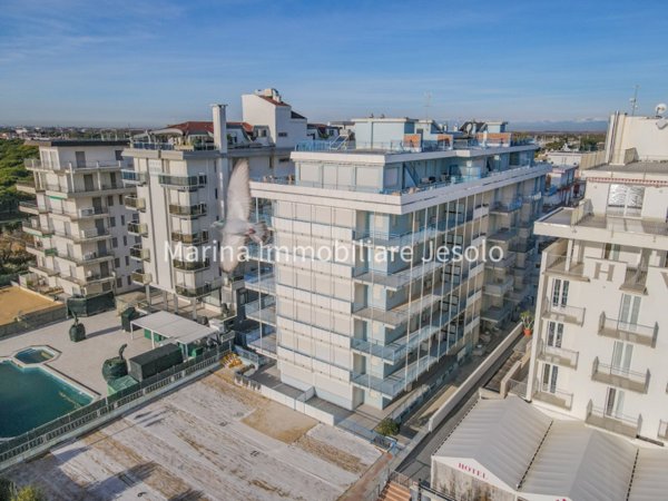 appartamento in vendita a Jesolo in zona Lido