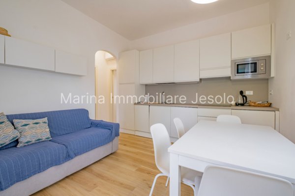 appartamento in vendita a Jesolo in zona Lido
