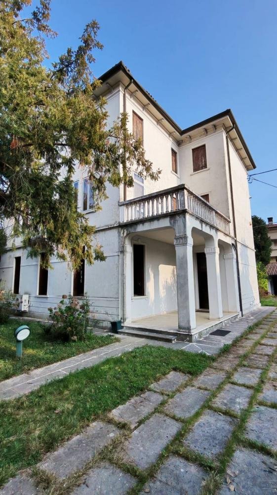 casa indipendente in vendita a Jesolo