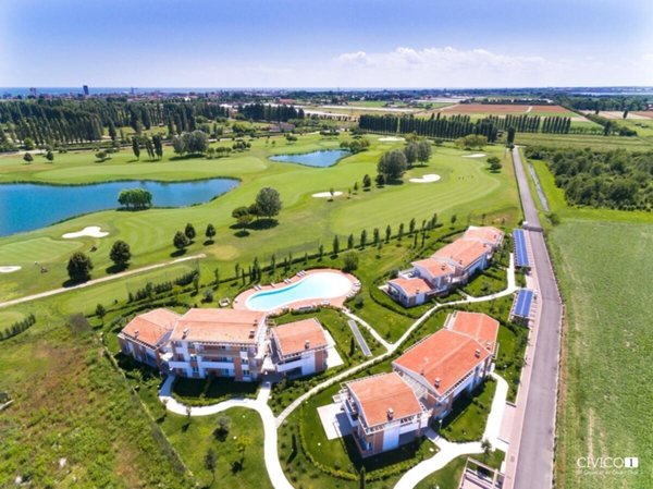 appartamento in vendita a Jesolo in zona Lido