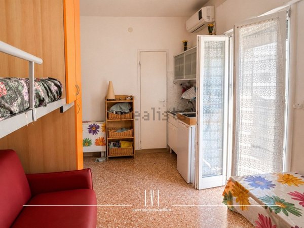appartamento in vendita a Jesolo in zona Lido
