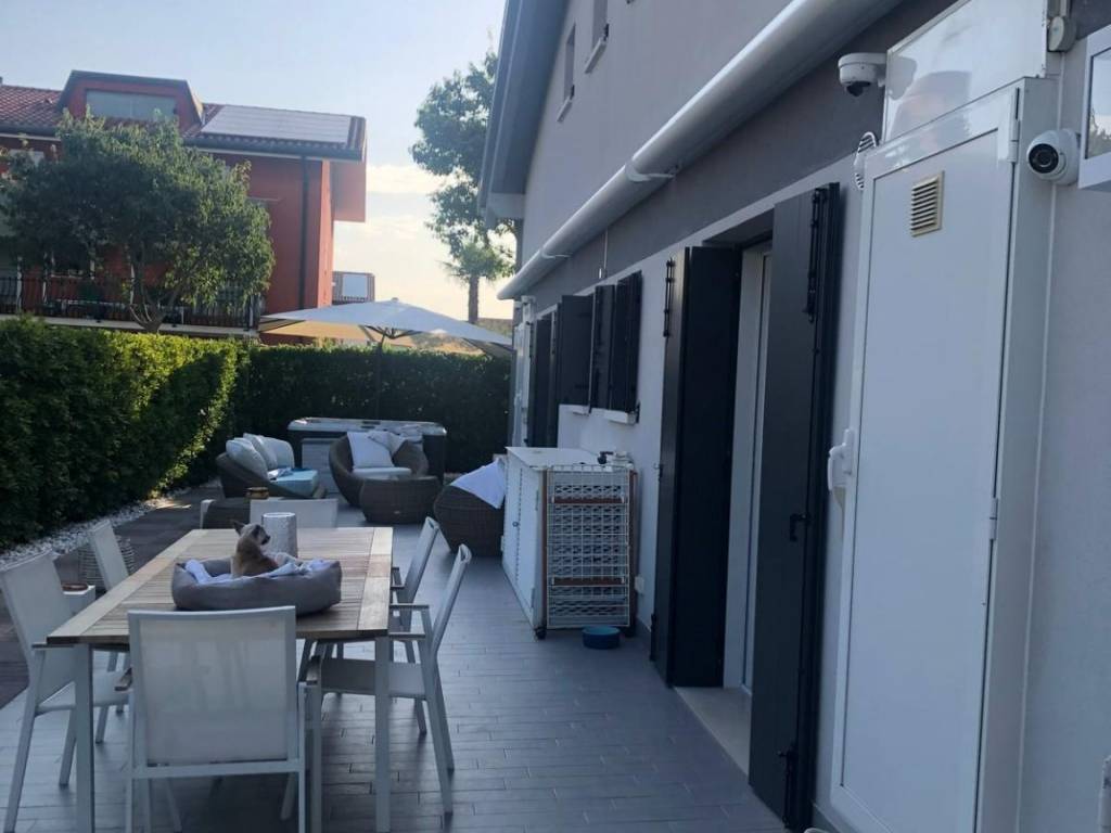 casa indipendente in vendita a Jesolo in zona Lido