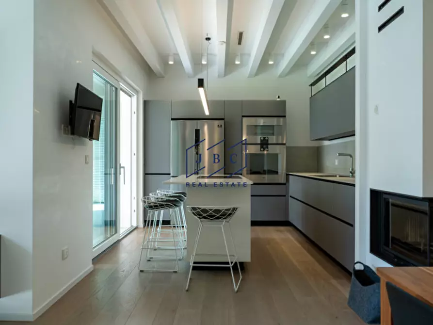casa indipendente in vendita a Jesolo in zona Lido