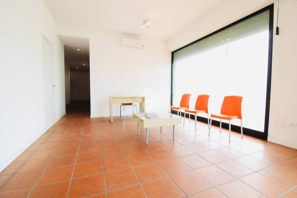 ufficio in vendita a Jesolo