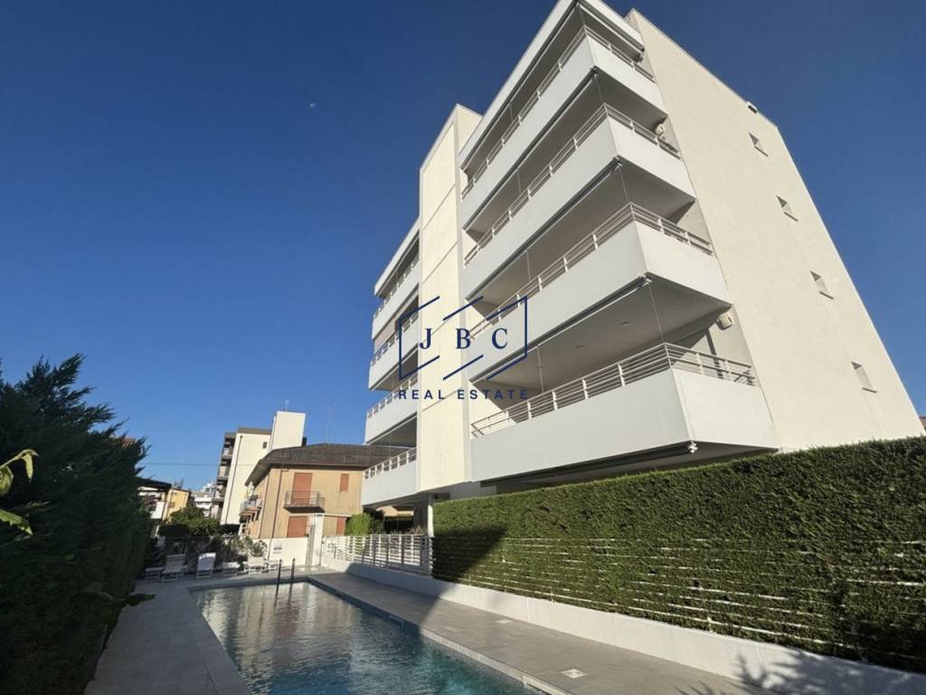 appartamento in vendita a Jesolo in zona Lido