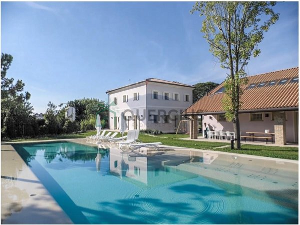 casa indipendente in vendita a Jesolo