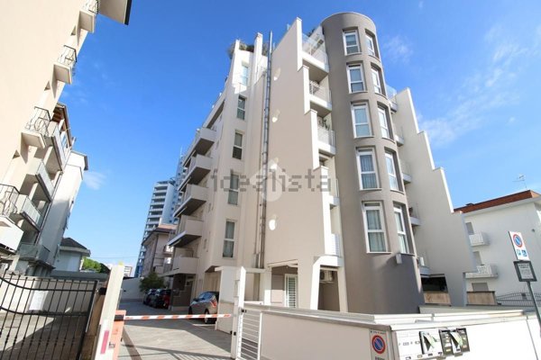 appartamento in vendita a Jesolo in zona Lido